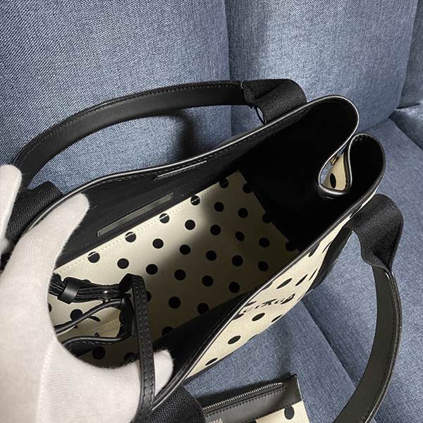 バレンシアガ☆レディース トートバッグ 339933 K9H8N